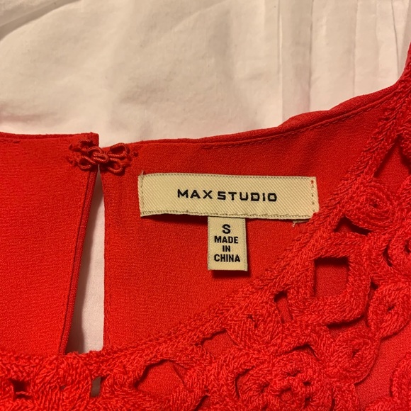 Max Studio Red Daisy Crocheted Tent Dress - Picture 5 of 9